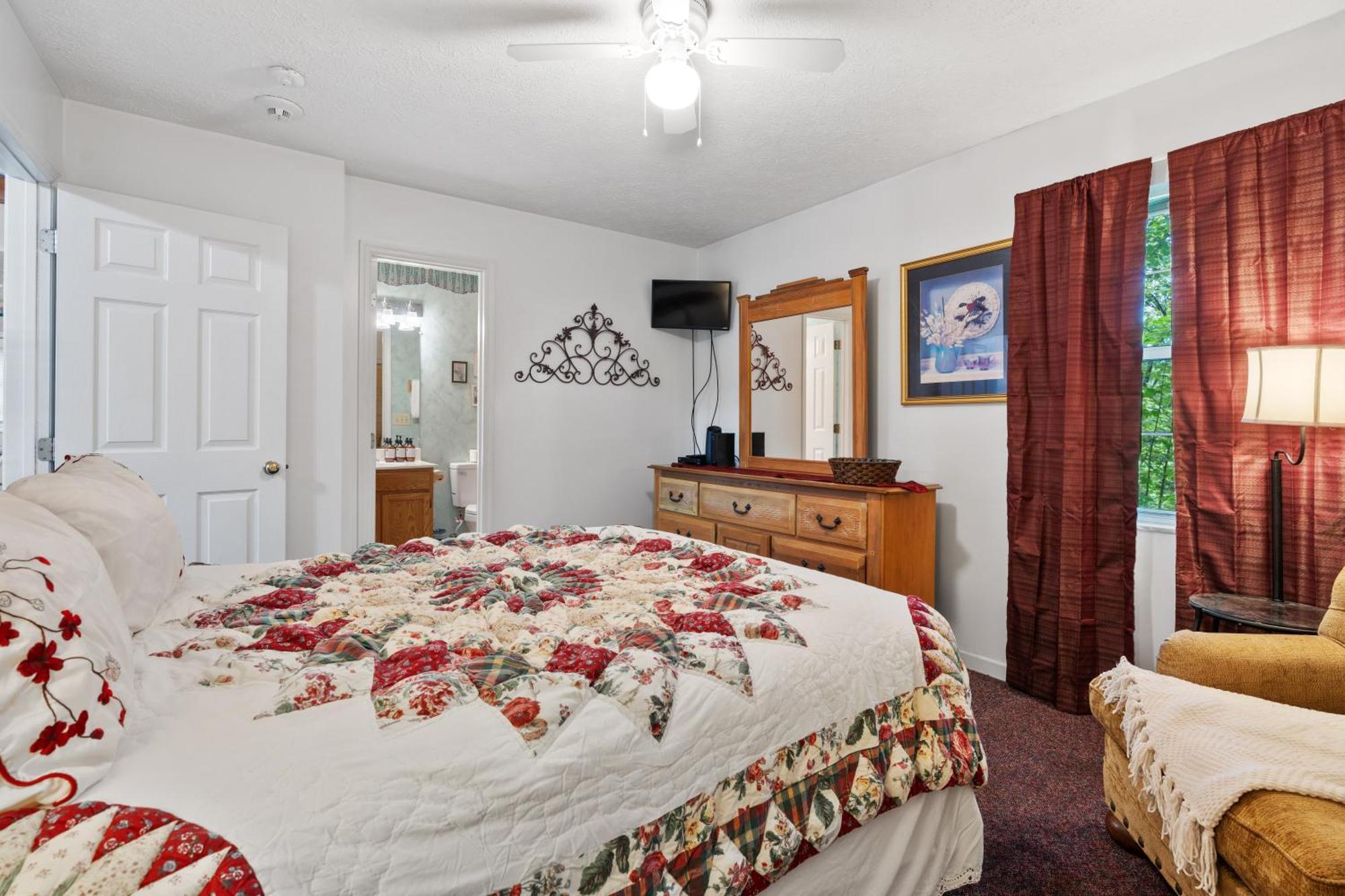 Mountain Dew - 2 Bedrooms, 2 Baths, Sleeps 4 Cabin 蓋特林堡 外观 照片